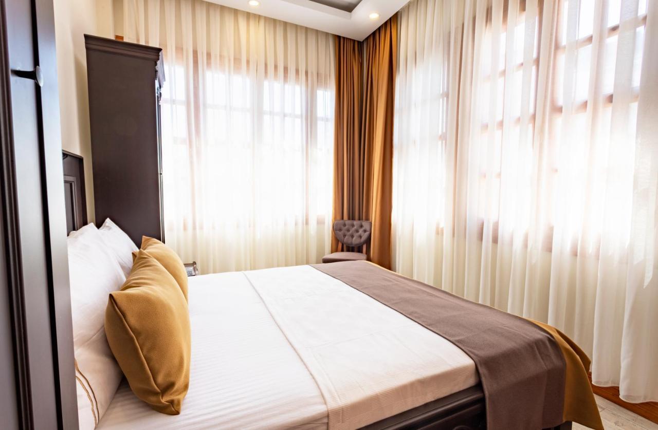 Woo Town Suites Анталия Екстериор снимка