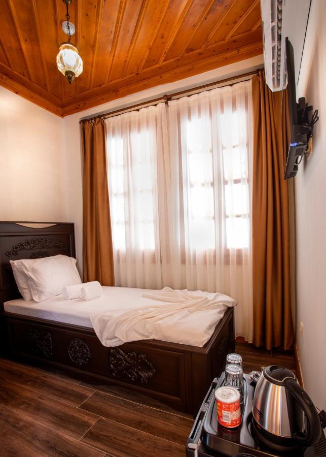 Woo Town Suites Анталия Екстериор снимка
