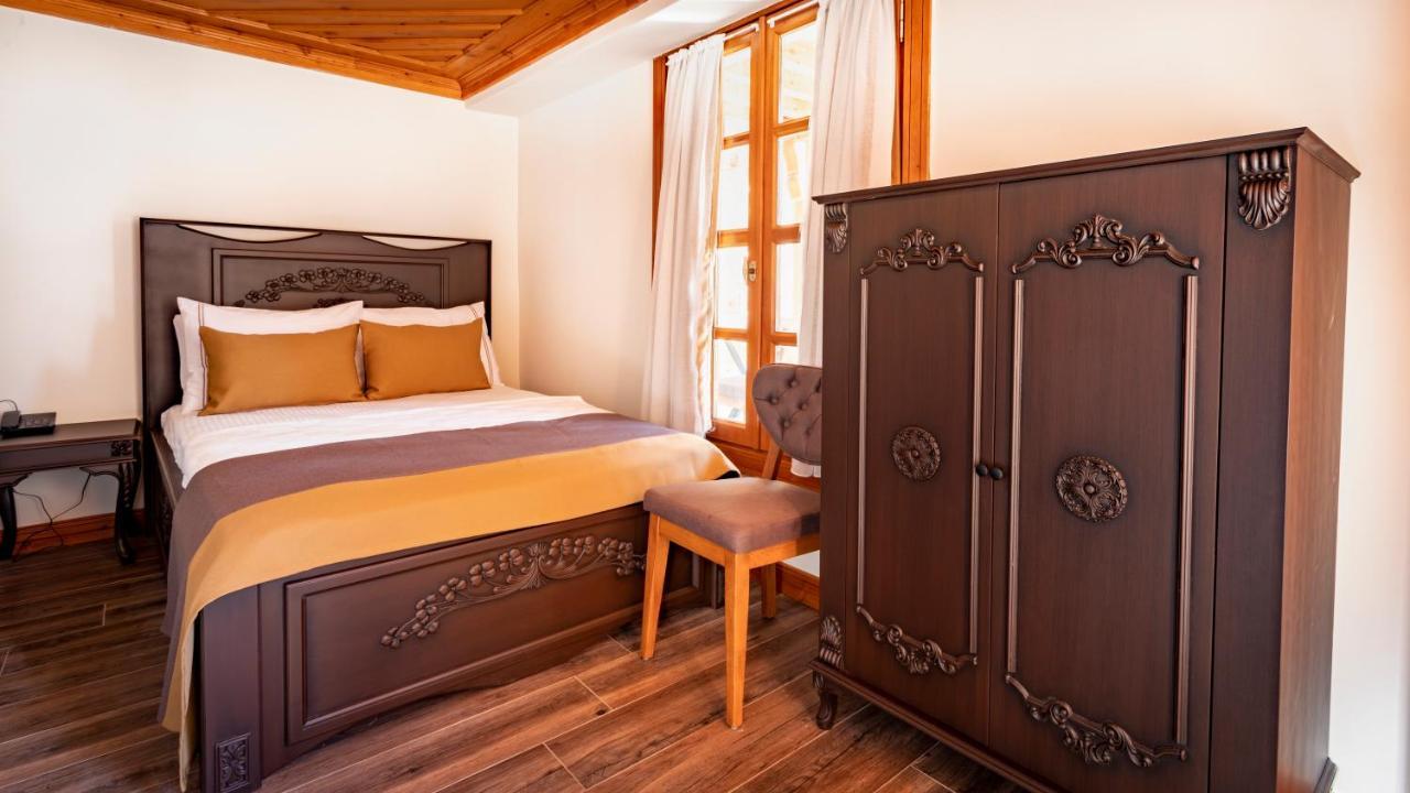Woo Town Suites Анталия Екстериор снимка