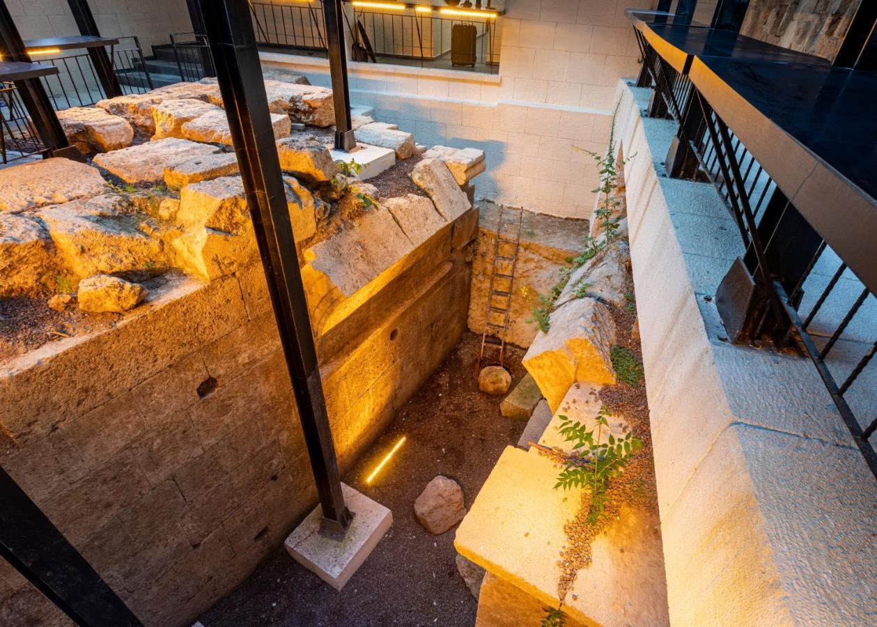 Woo Town Suites Анталия Екстериор снимка