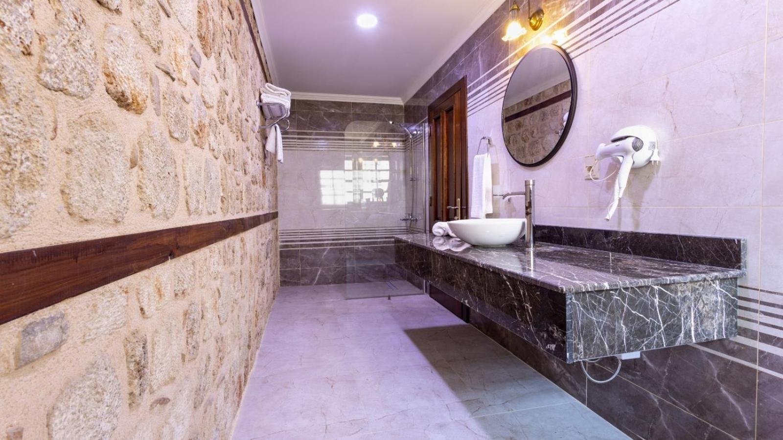Woo Town Suites Анталия Екстериор снимка